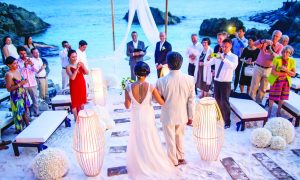 group-travel-destination-weddings